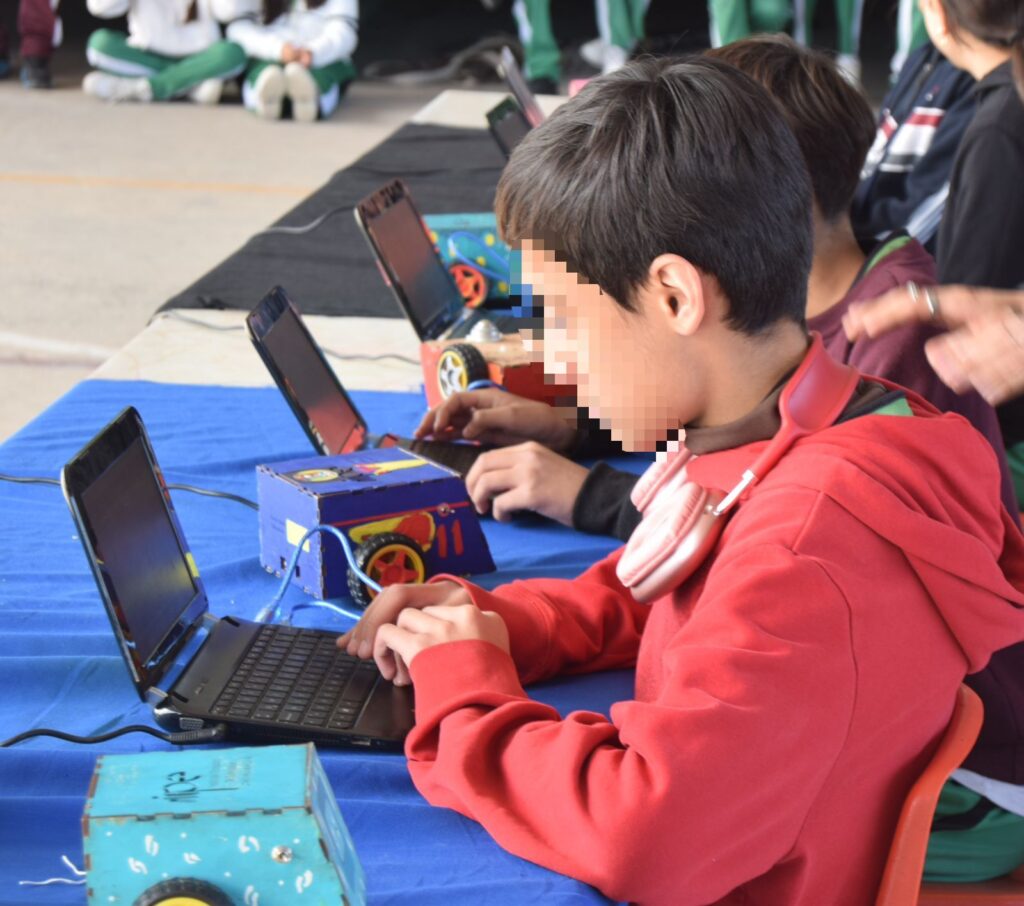 Evento de cierre: Proyecto de robótica whatsapp image 2025 12 16 at 4.47.21 pm