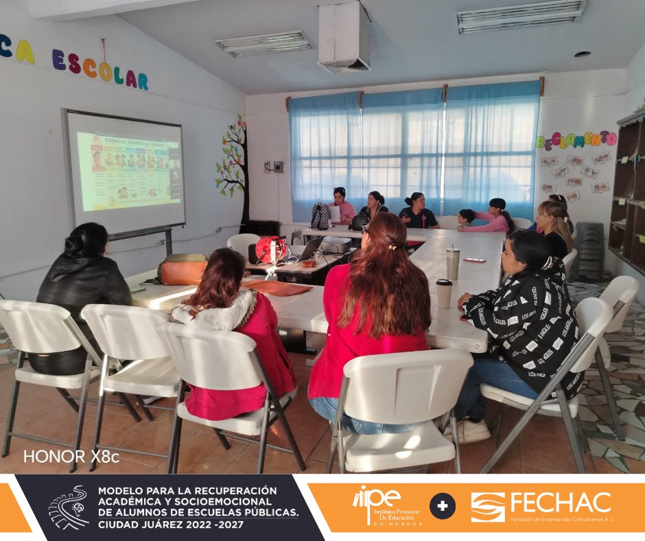 Padres y madres de familia involucrados en la educación de sus hijos e hijas 655112432 1339270678237706 5053709421325132527 n